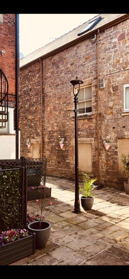 Courtyard Holiday Apartments Belper Esterno foto