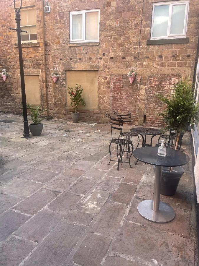 Courtyard Holiday Apartments Belper Esterno foto