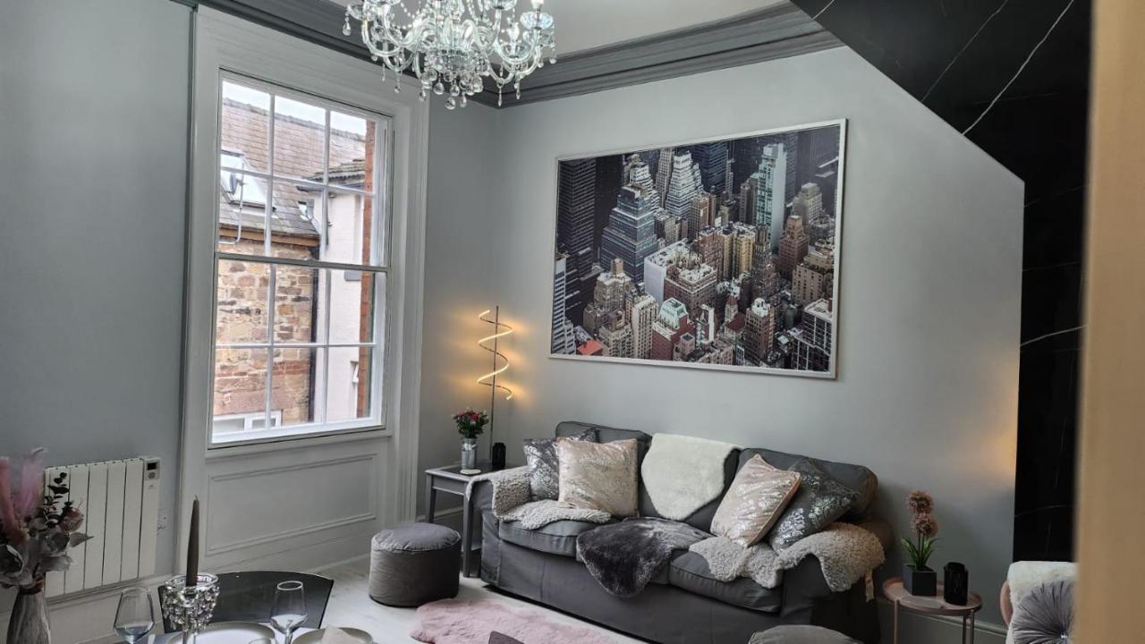 Courtyard Holiday Apartments Belper Esterno foto